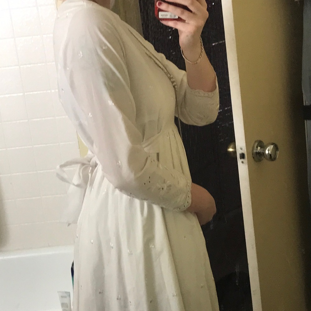 Vintage Handmade Eyelet Embroidered Wedding Dress S/M - Picture 2 of 10